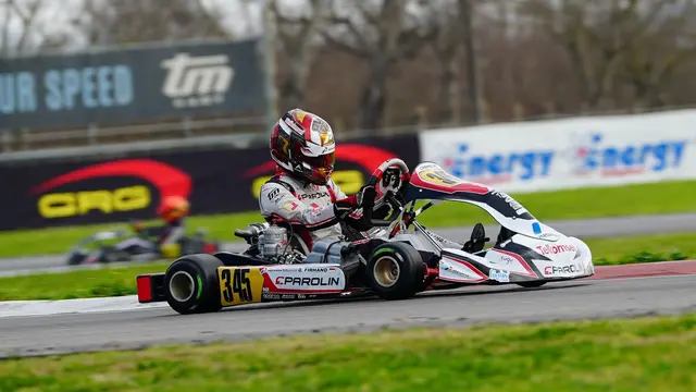 Qarrar Firhand Rebut Poin Perdana di WSK Super Master Series Sarno 2025