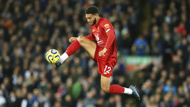 Liverpool Pusing, Joe Gomez Kembali Dibayangi Cedera Menjelang Derby Merseyside