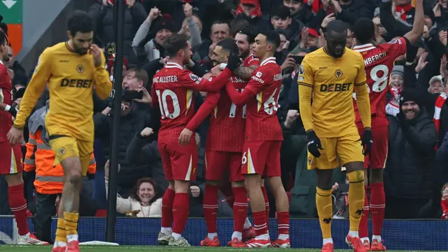 Hasil Liga Inggris Liverpool vs Wolves: Menang 2-1, Pasukan Arne Slot Kembali Tinggalkan Arsenal