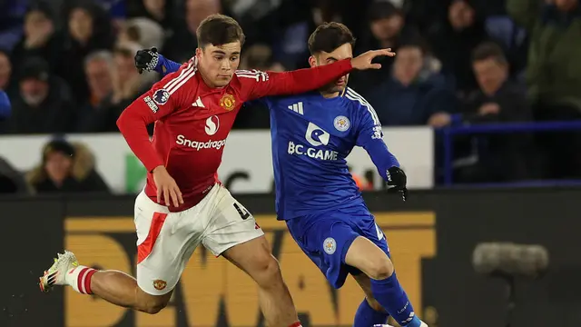 Lupakan Quenda dan Shaw, Manchester United Cetak Bintang Baru di Bek Sayap