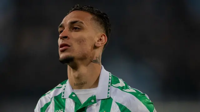 Terang-terangan Tolak Pulang ke Manchester United, Antony Ingin Lanjutkan Karier di Negara Ini