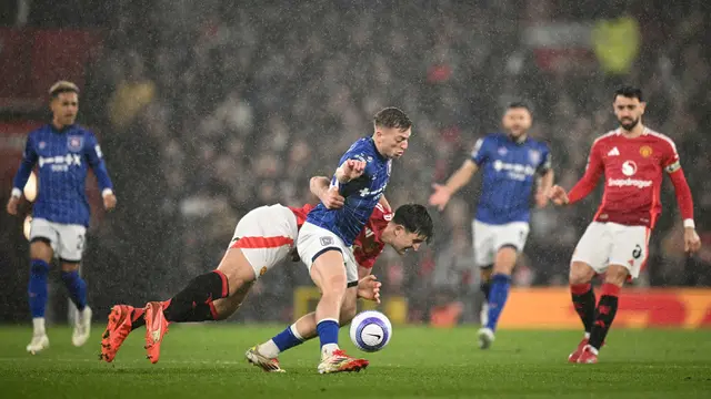 Chelsea Jadi Batu Sandungan Manchester United Gaet Striker Baru