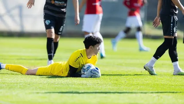 Cyrus Margono Dipantau Pelatih Kiper Timnas Indonesia, untuk Tim Senior atau U-23?