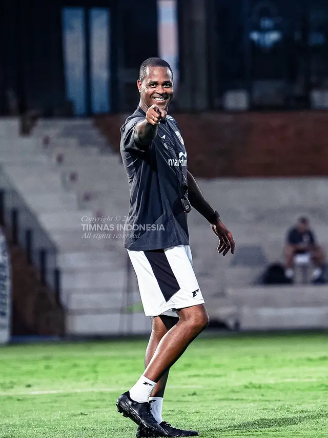 Garuda Calling Terbaru, Patrick Kluivert Ternyata Panggil God Bless untuk Bantu Timnas Indonesia