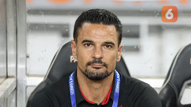 Persija Jakarta Pecat Carlos Pena, Ricky Nelson Jadi Caretaker Hingga Akhir Musim BRI Liga 1 2024/2025