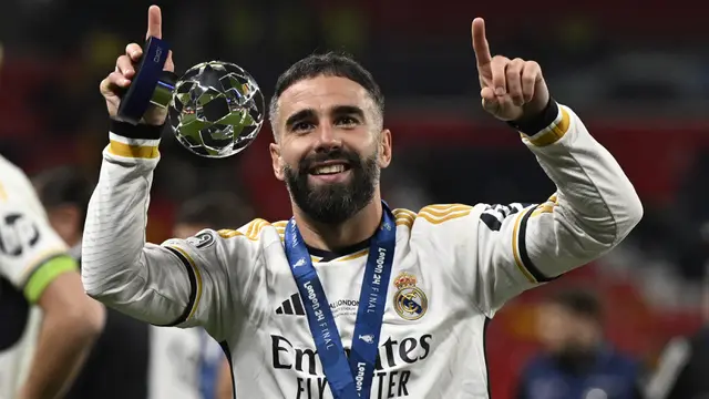 Penghormatan Trent Alexander-Arnold Untuk Senior Sekaligus Pesaingnya di Madrid, Dani Carvajal: Pemain Luar Biasa!