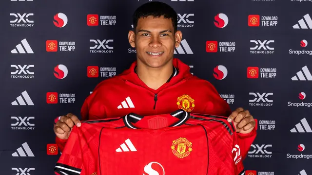 Baru Berusia 18 Tahun, Apa Rencana MU untuk Diego Leon?