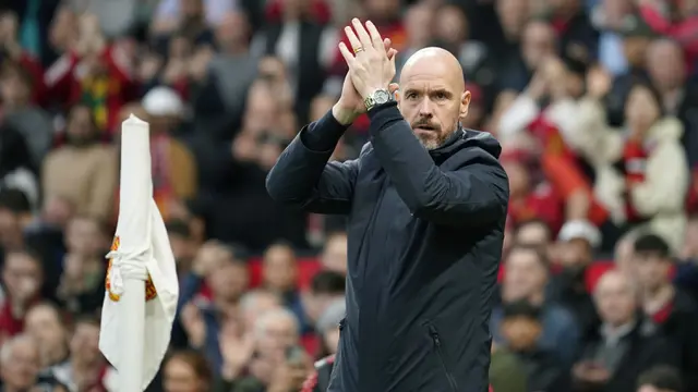 Erik Ten Hag Dorong Bayer Leverkusen Datangkan Striker Manchester United