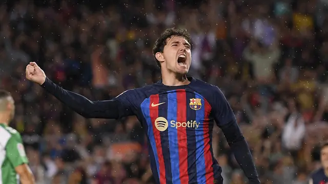 Barcelona Was-Was, Bek 29 Tahun Ini Dibidik AC Milan!