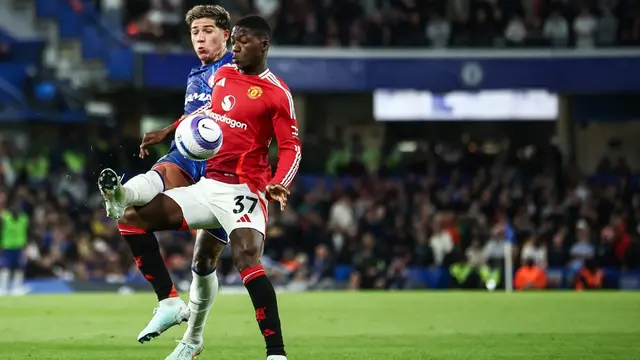 Bingung Nasib Kobbie Mainoo: Si Pemain Dipinjamkan, Manchester United Tegas Menolak