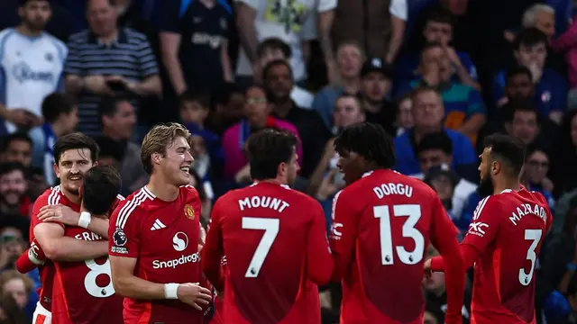 Manchester United Siapkan Senjata Rahasia untuk Pikat Carlos Baleba Pindah ke Old Trafford