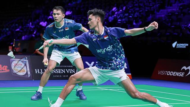 083608200_1761747908-Fajar-Fikri_mengamankan_kemenangan_dua_game_langsung_di_babak_32_besar_Hylo_Open_2025_walau_semp