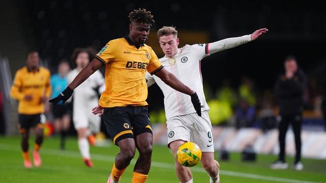 088309500_1761781364-liam_delap_chelsea_carabao_cup